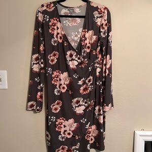 Women’s Grey Floral Wrap Dress